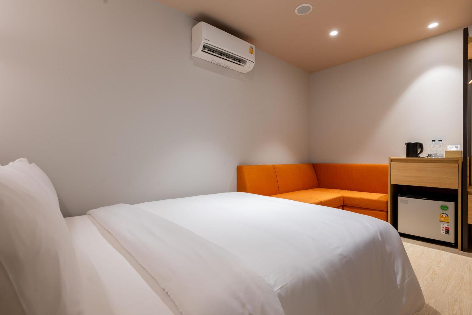 Nishitetsu Hotel Croom Bangkok Silom Exterior foto